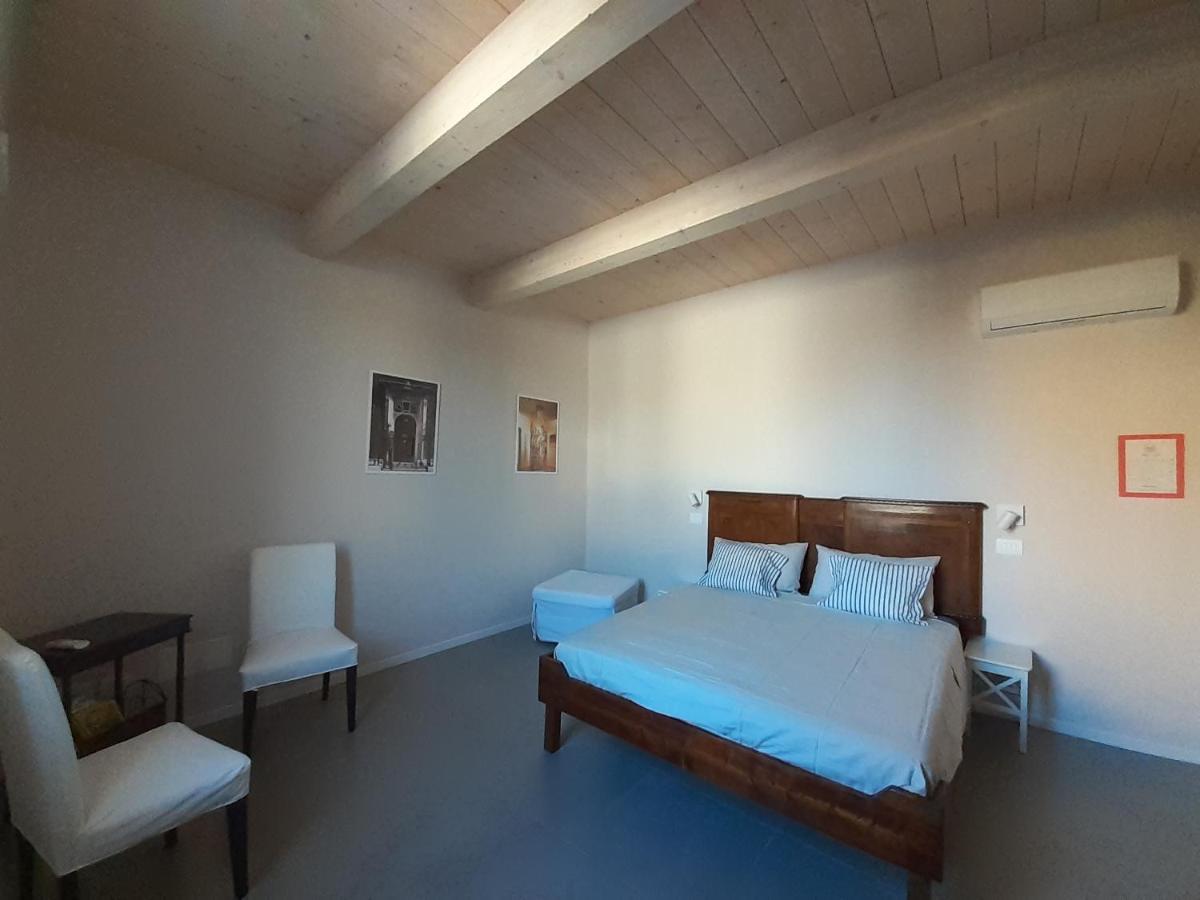 Al N.10 Bnb Ravenne Extérieur photo